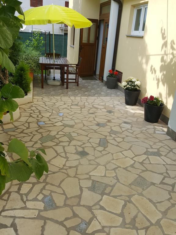 Apartments & Studio Matan Ровінь Екстер'єр фото