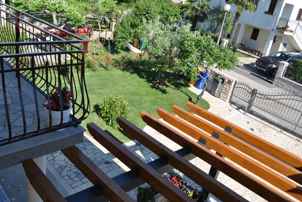 Apartments & Studio Matan Ровінь Екстер'єр фото