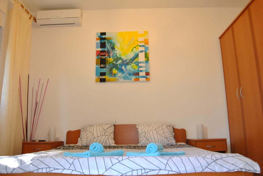 Apartments & Studio Matan Ровінь Екстер'єр фото