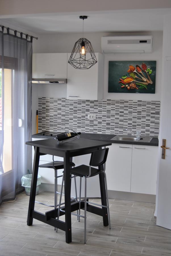 Apartments & Studio Matan Ровінь Екстер'єр фото